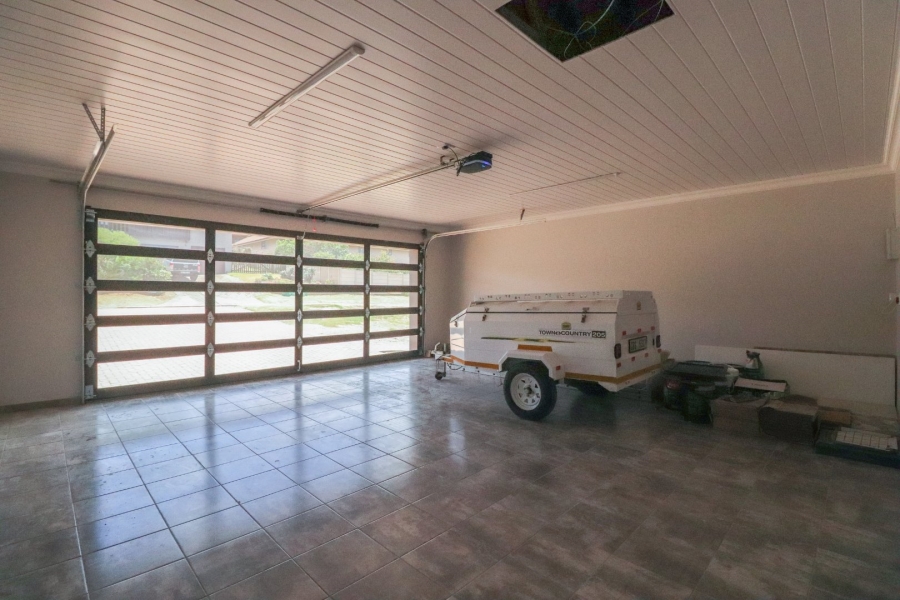 4 Bedroom Property for Sale in Dana Bay Western Cape